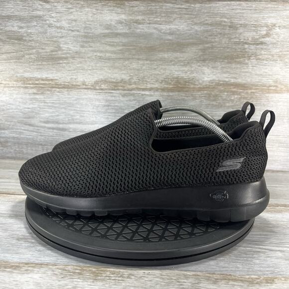 Skechers Men’s GOwalk Max Slip On Sneakers Size 10.5 - Picture 1 of 8